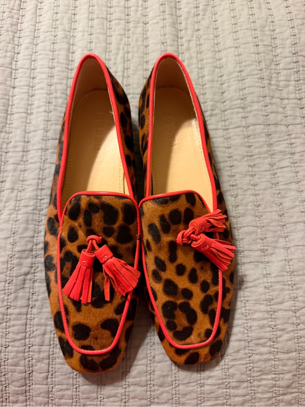 Boden leopard Tassel Loafers